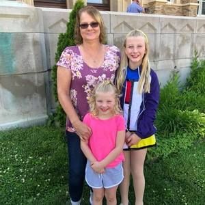 Meet your Posher, Cindy